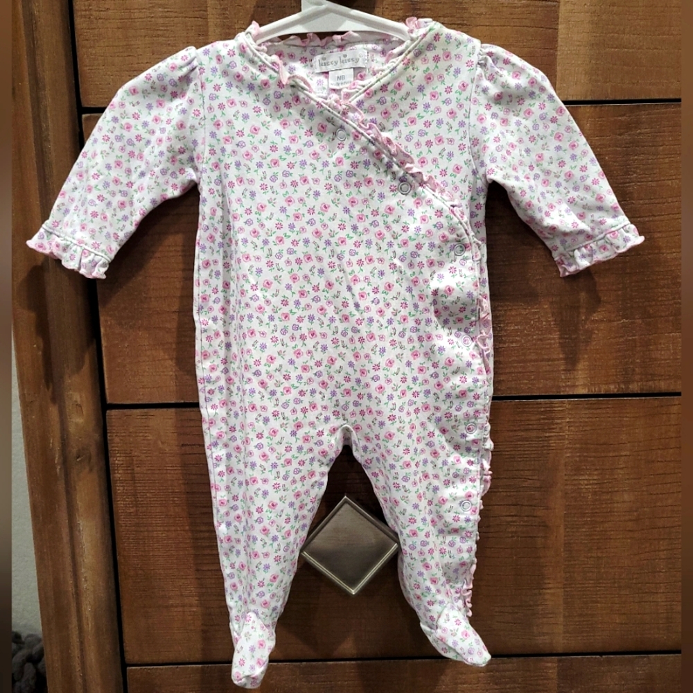 Kissy Kissy Floral Pajamas in 2 sizes